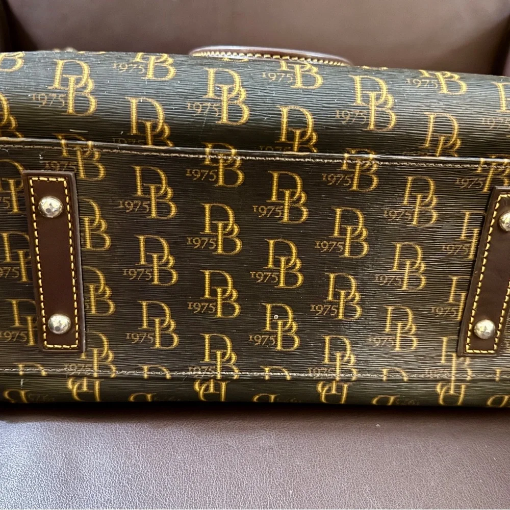 Vintage Dooney & Bourke Black Signature 1975 Handbag - Picture 12 of 12